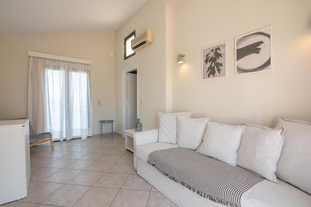 Gt Beach Maleme Exterior foto